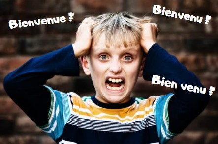 enfant qui se tire les cheveux car il ne sait pas quelle est la formulation qu’il doit choisir 
